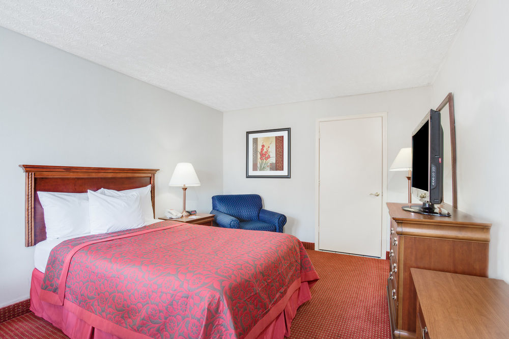 Days Inn By Wyndham צ'סטר מראה חיצוני תמונה