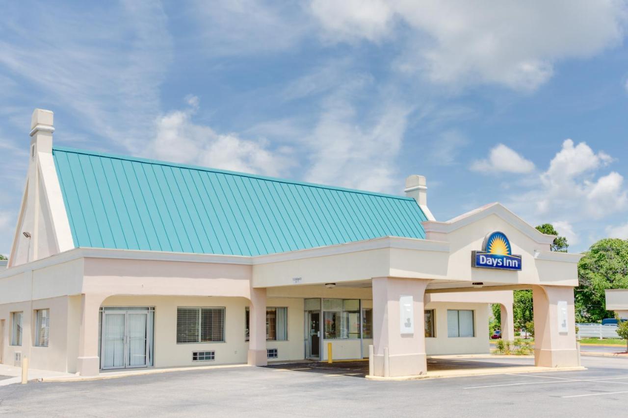 Days Inn By Wyndham צ'סטר מראה חיצוני תמונה